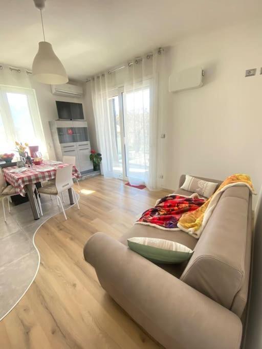 Appartement Il Giardino Dei Ciliegi à Colico Extérieur photo